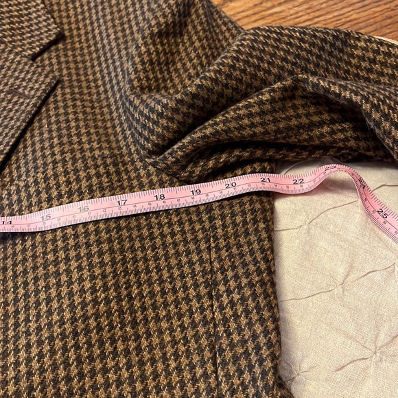 Tweed Jacket - Picture 9 of 9
